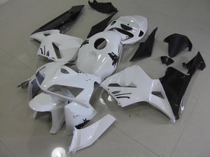 CBR600RR 2005 2006 WHITE WITH SPECIAL DECALS