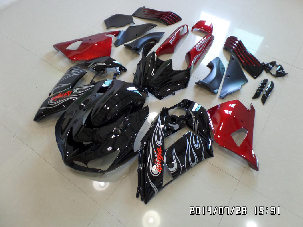 ZX 14R 2006 2011 BLACK ND RED SILVER FLAME